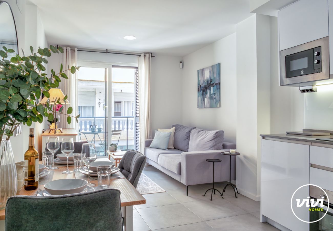 Apartment in Fuengirola - Casa Ovi | City Center -  Beach - Terrace