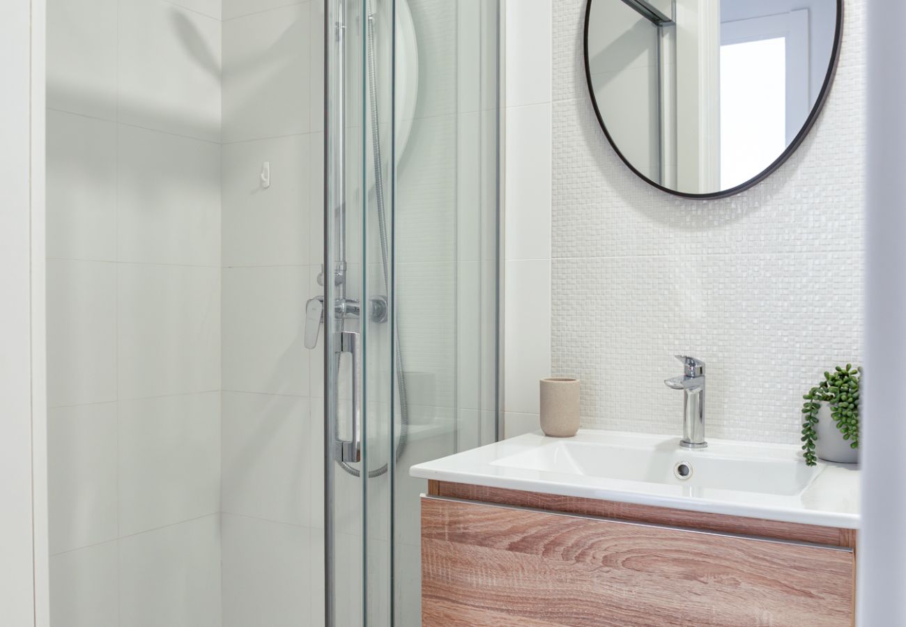 Apartment in Fuengirola - Casa Ovi | City Center -  Beach - Terrace