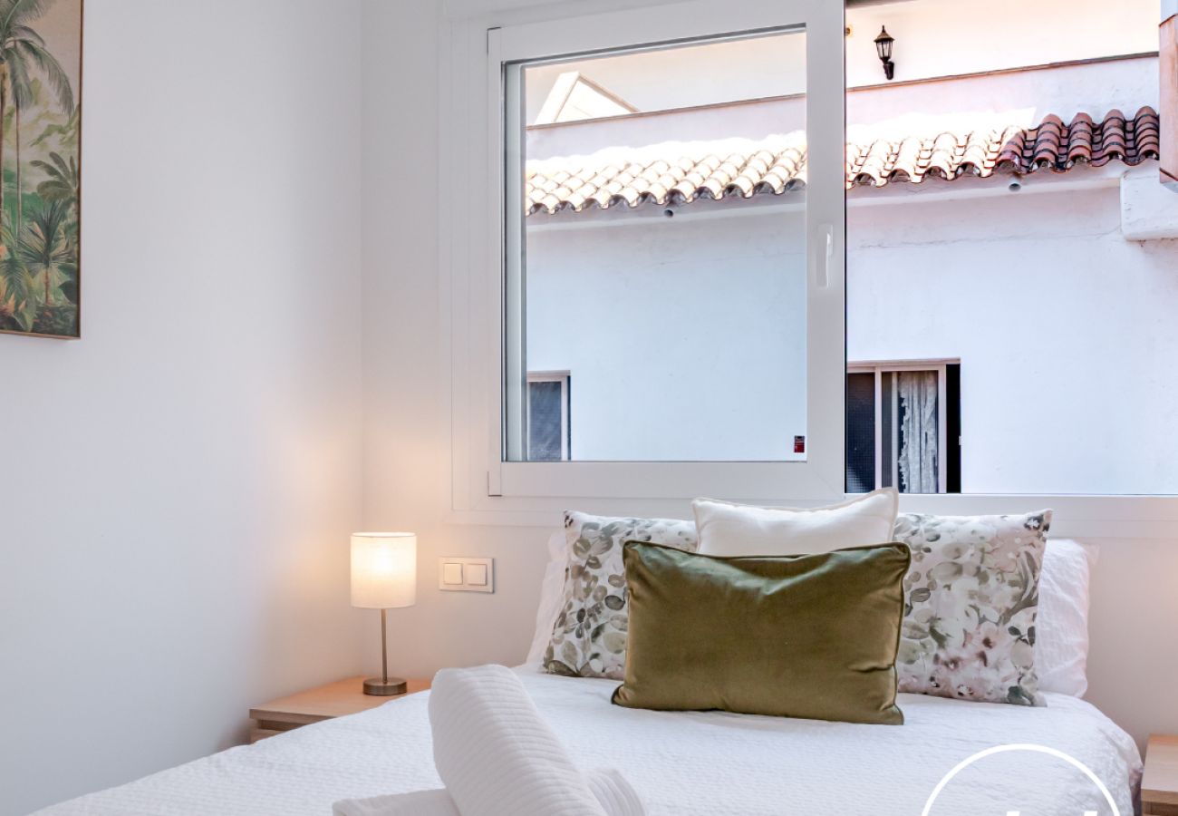 Apartment in Fuengirola - Casa Ovi | Center -  Beach - Terrace