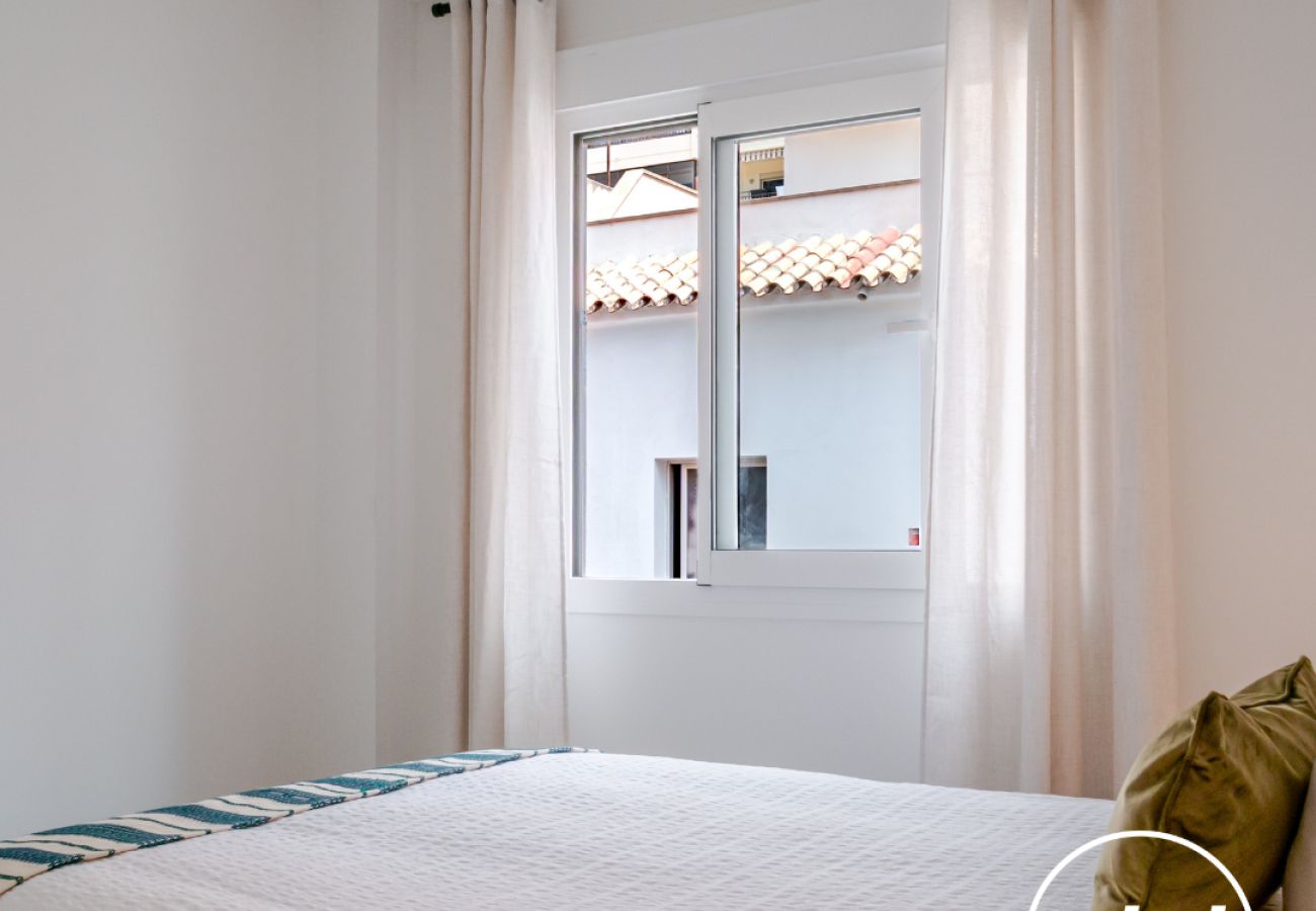 Apartment in Fuengirola - Casa Ovi | Center -  Beach - Terrace